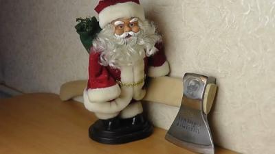 Как насадить топор намертво