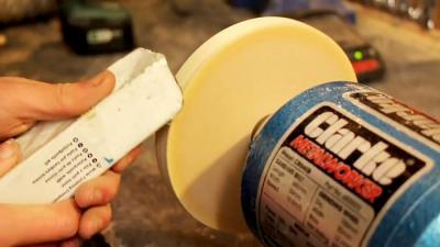 Используем деревянный диск для быстрой наточки ножей Используем деревянный диск для быстрой наточки ножей