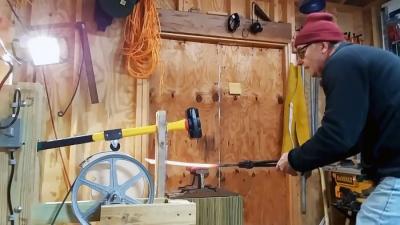 Механический привод для кувалды