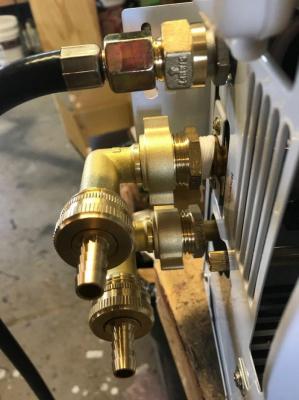 Портативный душ с газовым нагревом для кемпинга