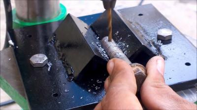 Две идеи для сверлильного станка