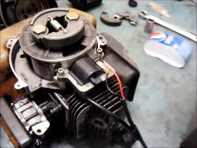 Плохо заводится бензокоса? Отрегулируйте зазор магнето