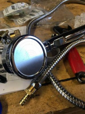 Портативный душ с газовым нагревом для кемпинга