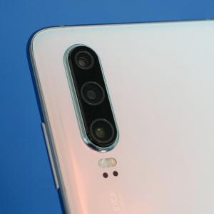 Обзор смартфона Huawei P30: базовый флагман