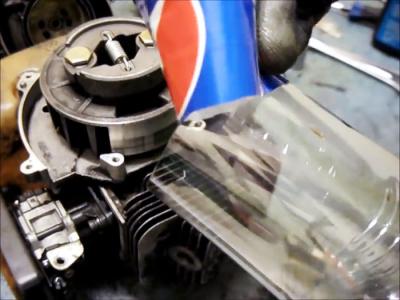 Плохо заводится бензокоса? Отрегулируйте зазор магнето