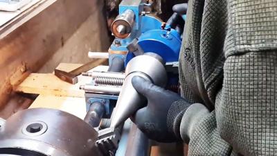 Как изготовить дровокольную «морковку» в гараже Как изготовить дровокольную «морковку» в гараже