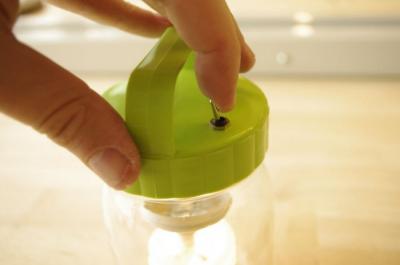 Фонарик в банке своими руками