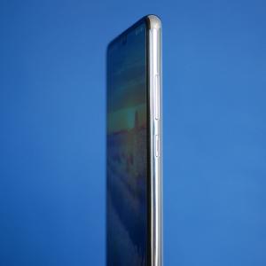 Обзор смартфона Huawei P30: базовый флагман
