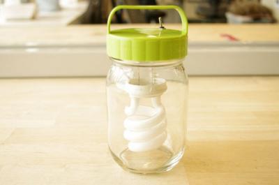 Фонарик в банке своими руками