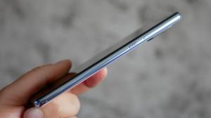 Обзор смартфона Huawei P30: базовый флагман