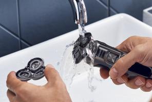 Почти 100-летняя история электробритвы: от первого устройства до космических технологий