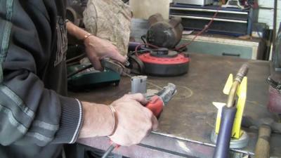 Можно ли восстановить аккумулятор для шуруповерта не разбирая его? Мой опыт