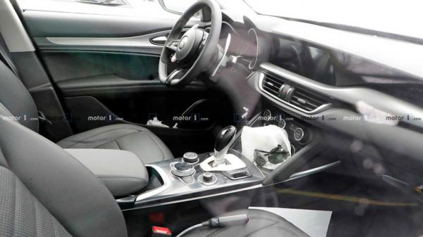 Появились рендеры обновленного кроссовера Alfa Romeo Stelvio