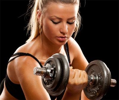 Акцент на силовые тренировки для похудения