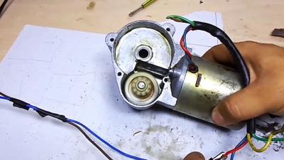 Восстановление зубьев пластиковой шестеренки накаткой