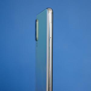 Обзор смартфона Huawei P30: базовый флагман