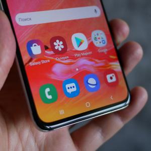 Обзор смартфона Samsung Galaxy A70: внушительный экран и емкая батарея