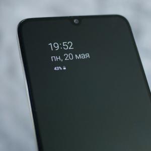 Обзор смартфона Samsung Galaxy A70: внушительный экран и емкая батарея