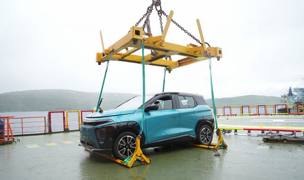 Российский электрокар «Атом» отправили на тесты в Арктику