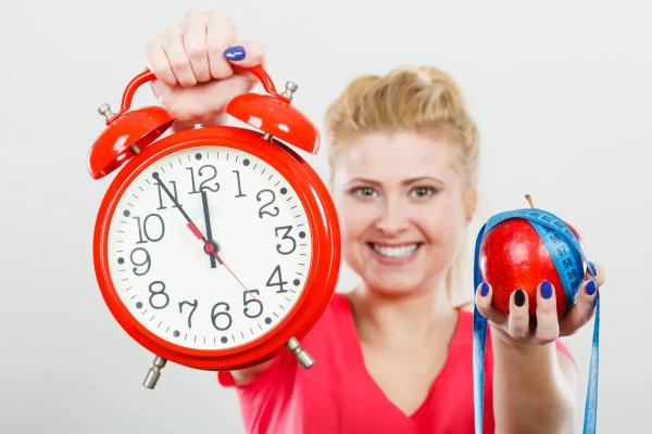 
                Интервальное голодание: с чего начать и какого результата ожидать